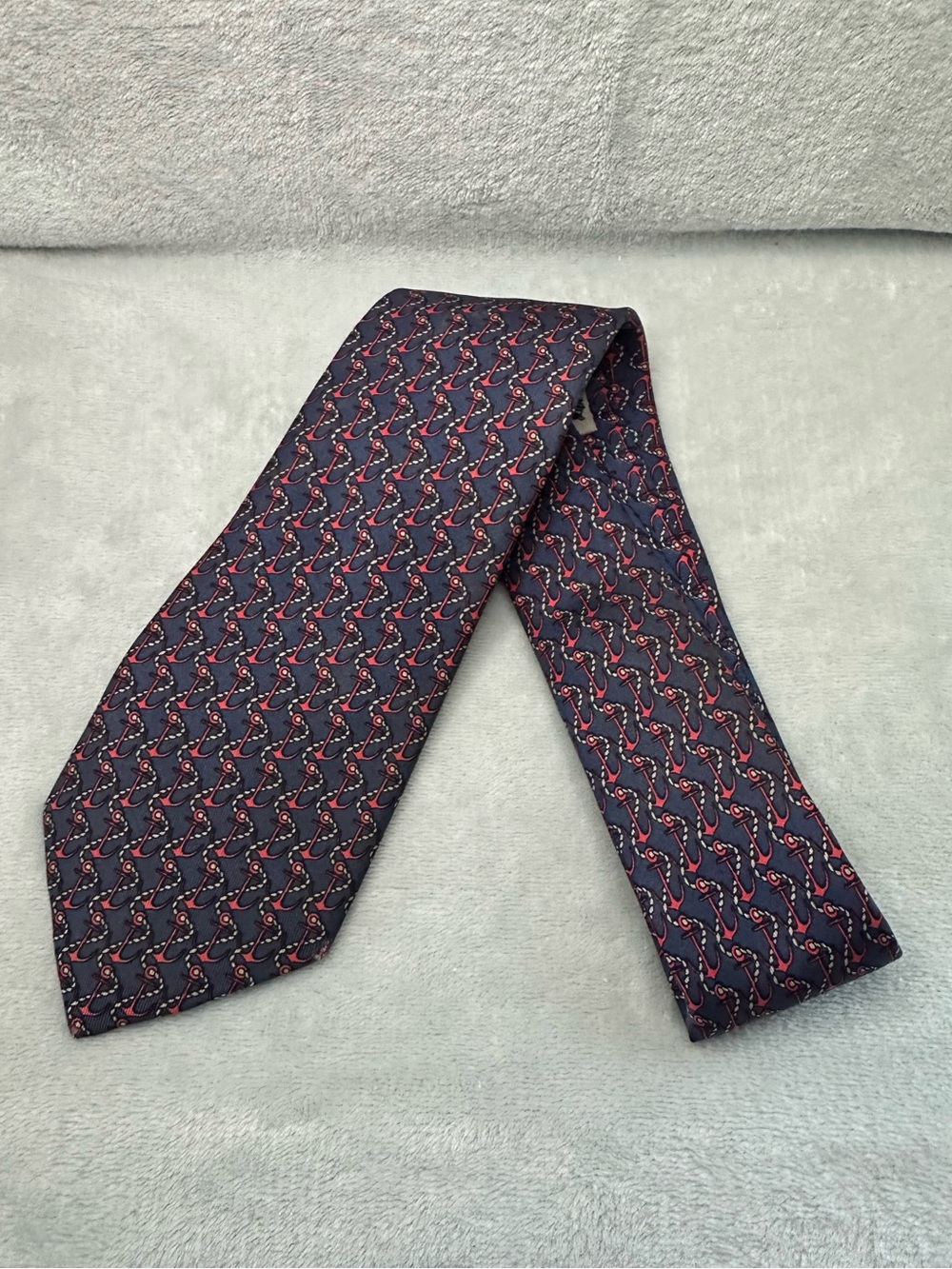 Hermès Paris Navy Anchor Silk Tie Nautical Pattern Red Blue Designer Necktie